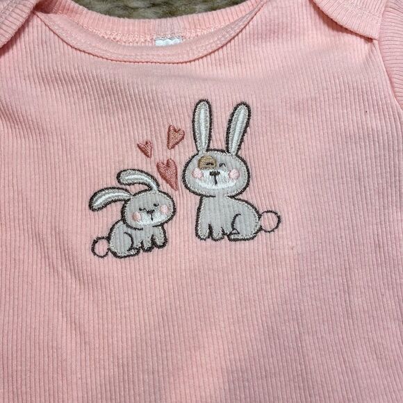 5 for $25🔥Charlotte & Star Snap Botton Tops Baby Size 6-9 Months - Picture 3 of 5